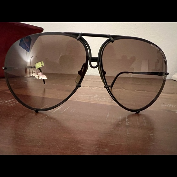 COPY - Men’s Carrera aviator sunglasses manufactured for Porsche - Picture 2 of 5